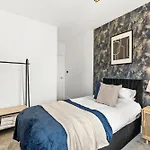 Comfortable 2-Bedroom Stay In Norwich